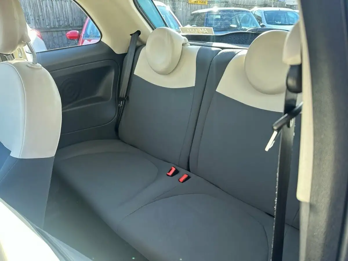 2011-fiat-500-12-lounge-big-16