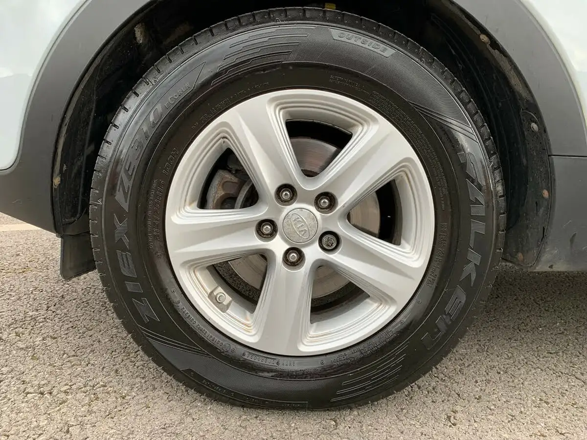 2014-kia-sportage-17-crdi-1-big-16