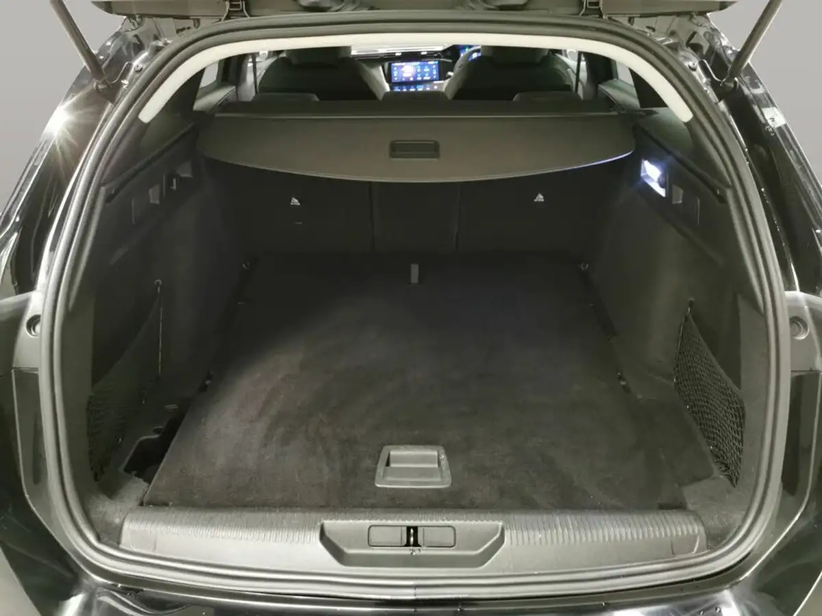 2023-peugeot-308-sw-12-puretech-allure-premium-130ps-big-31