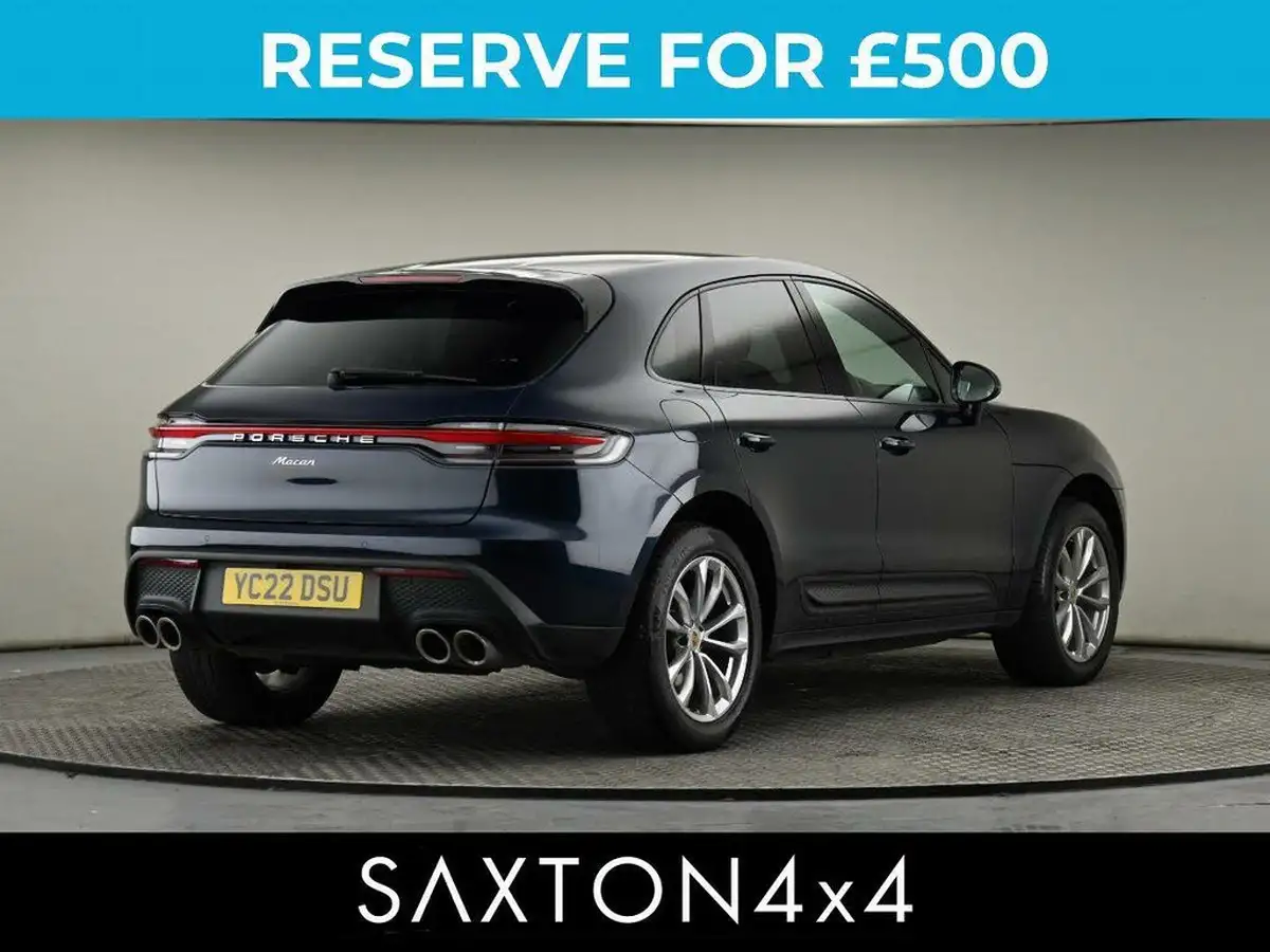 2022-porsche-macan-20-big-22