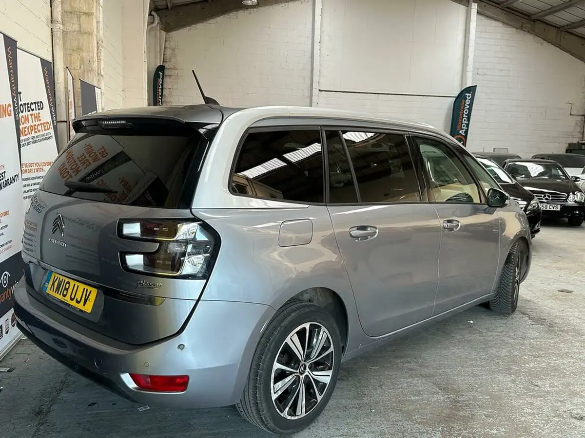 2018-citroen-grand-c4-picasso-12-puretech-flair-big-9