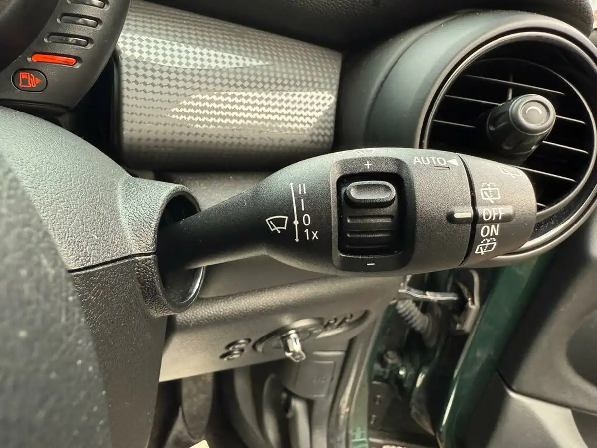 2015-mini-cooper-15-cooper-5d-auto-big-15