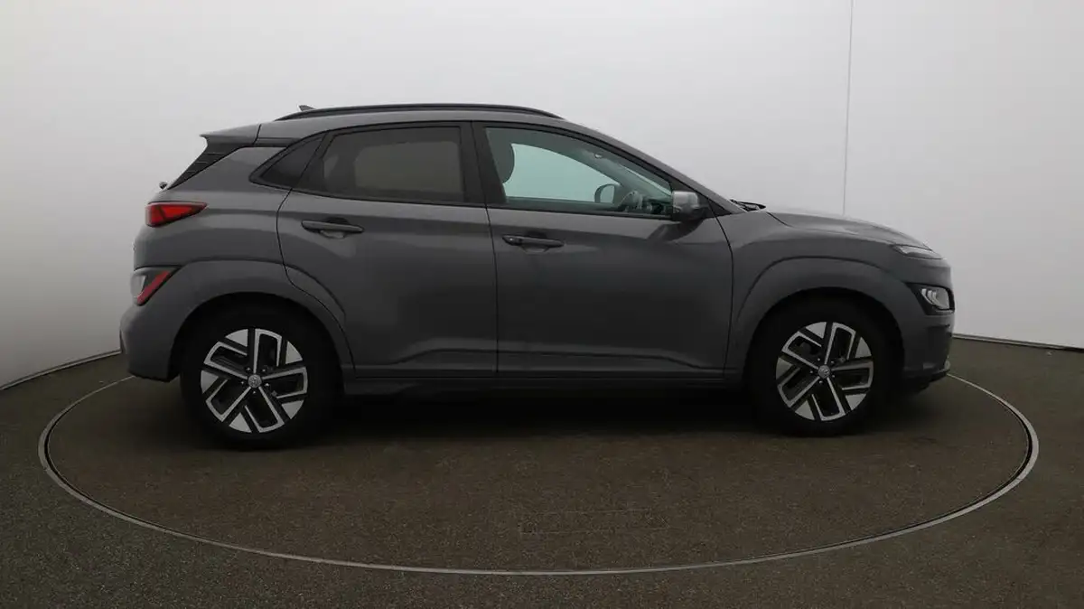 2022-hyundai-kona-e-ultimate-big-8