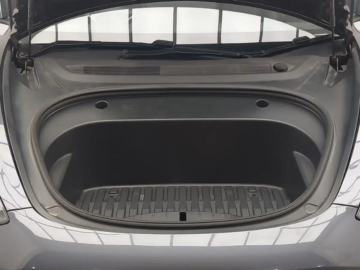 2021-tesla-model-3-e-long-range-awd-big-14