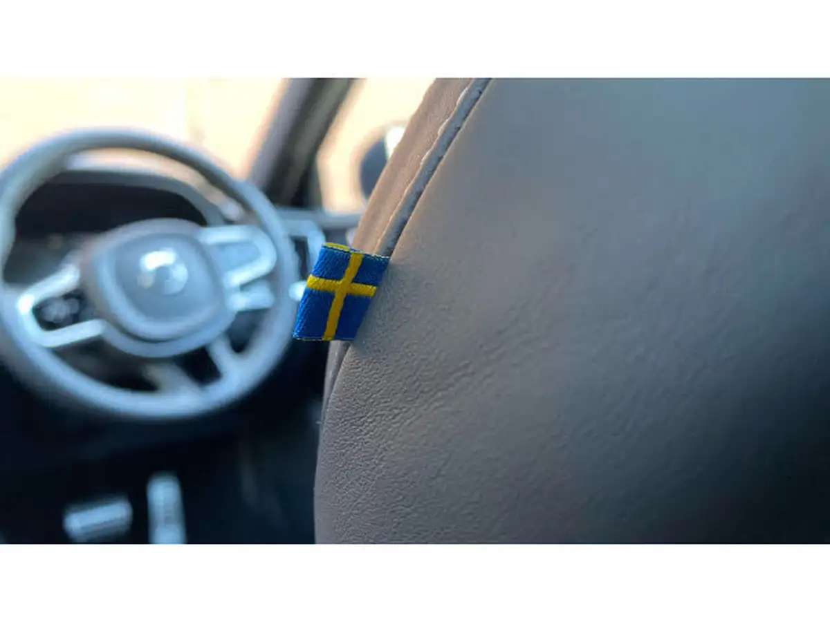 2021-volvo-v90-20-t6-r-design-340bhp-big-21