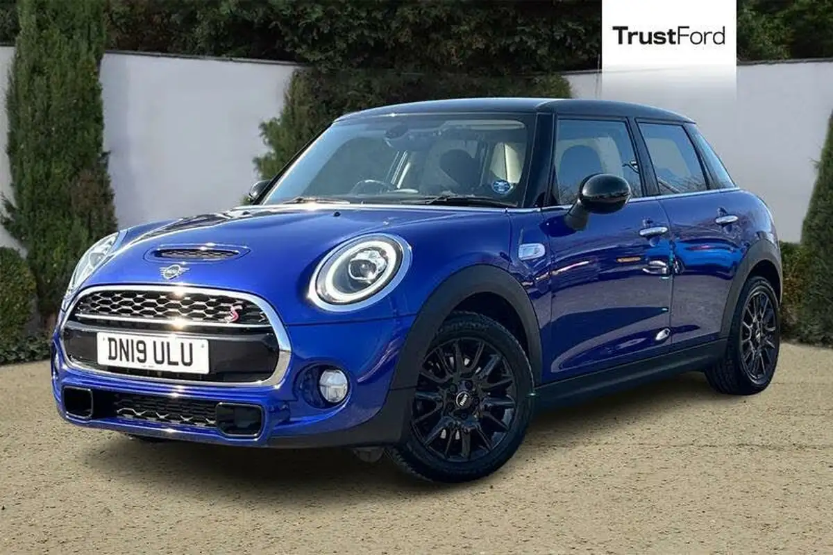 2019-mini-cooper-20-cooper-s-classic-189bhp-hatchback-5d-big-4
