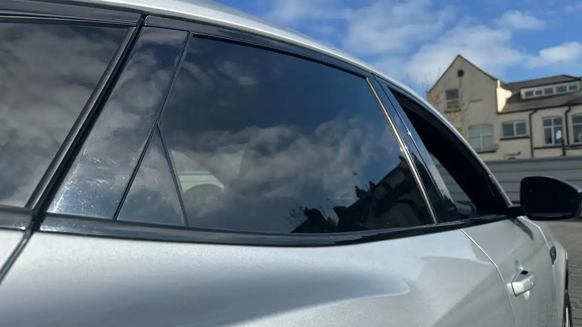 2018-jaguar-e-pace-20-i4-r-dynamic-se-249ps-big-21
