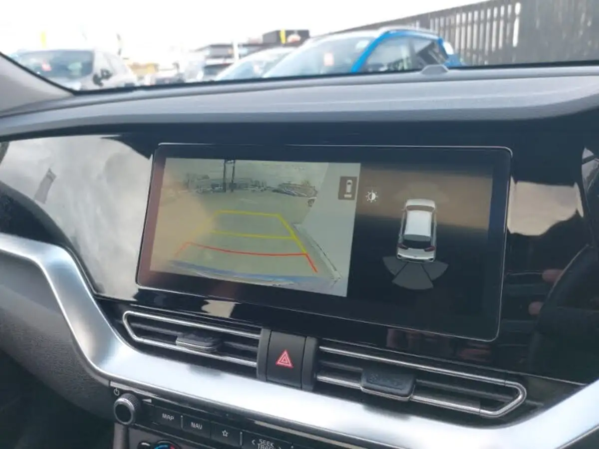 2021-kia-niro-16-gdi-4-156kwh-big-10