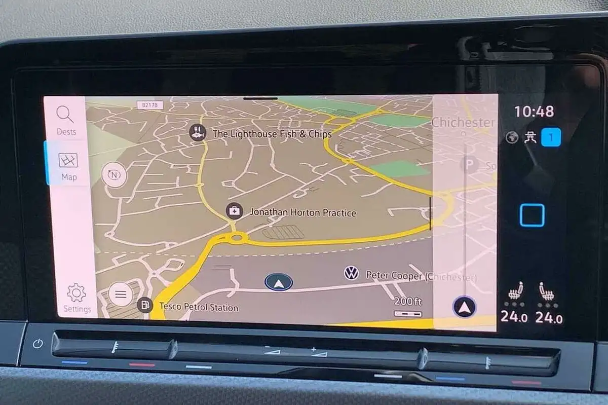 2021-volkswagen-golf-10-etsi-active-big-22