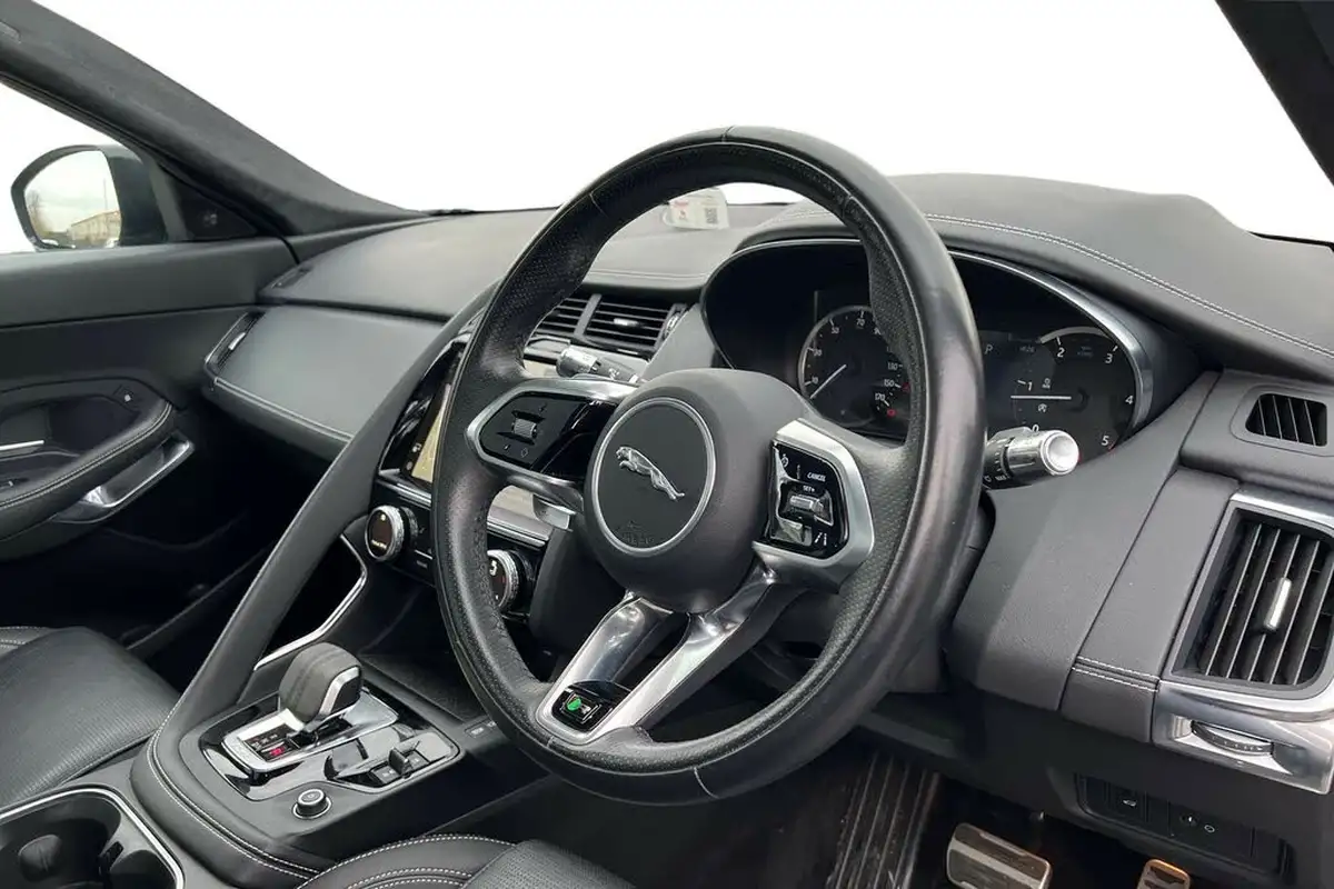 2021-jaguar-e-pace-20-d165-r-dynamic-s-awd-mhev-auto-big-9