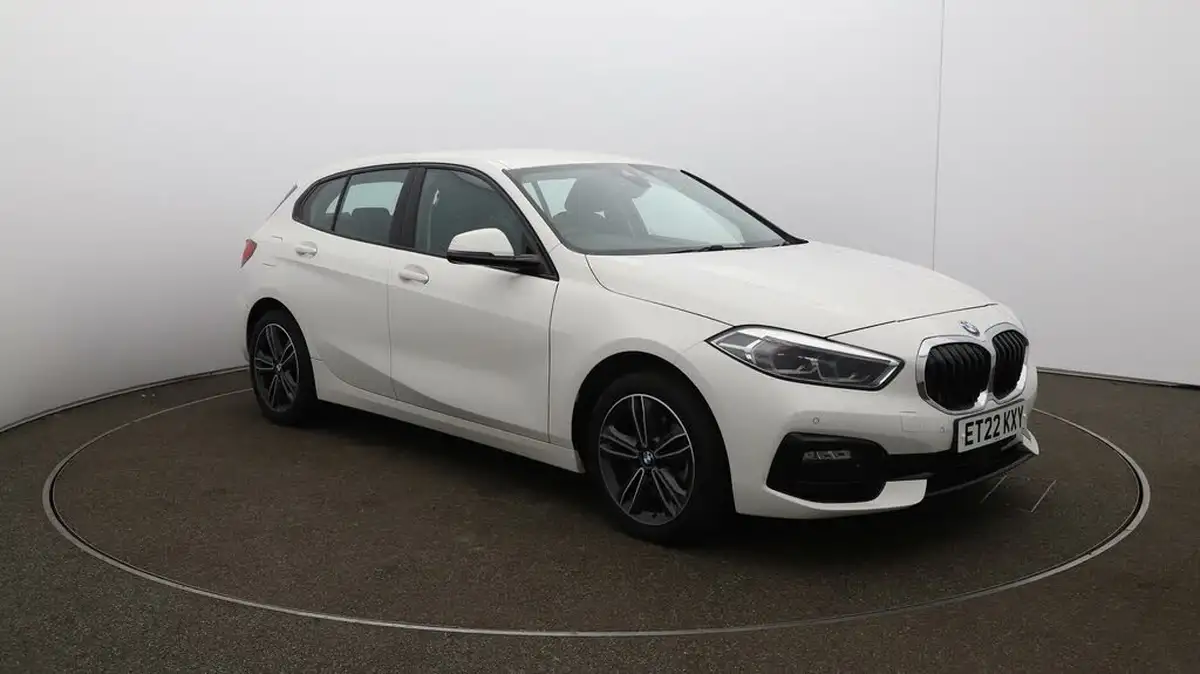 2022-bmw-1-series-15-118i-sport-dct-big-36