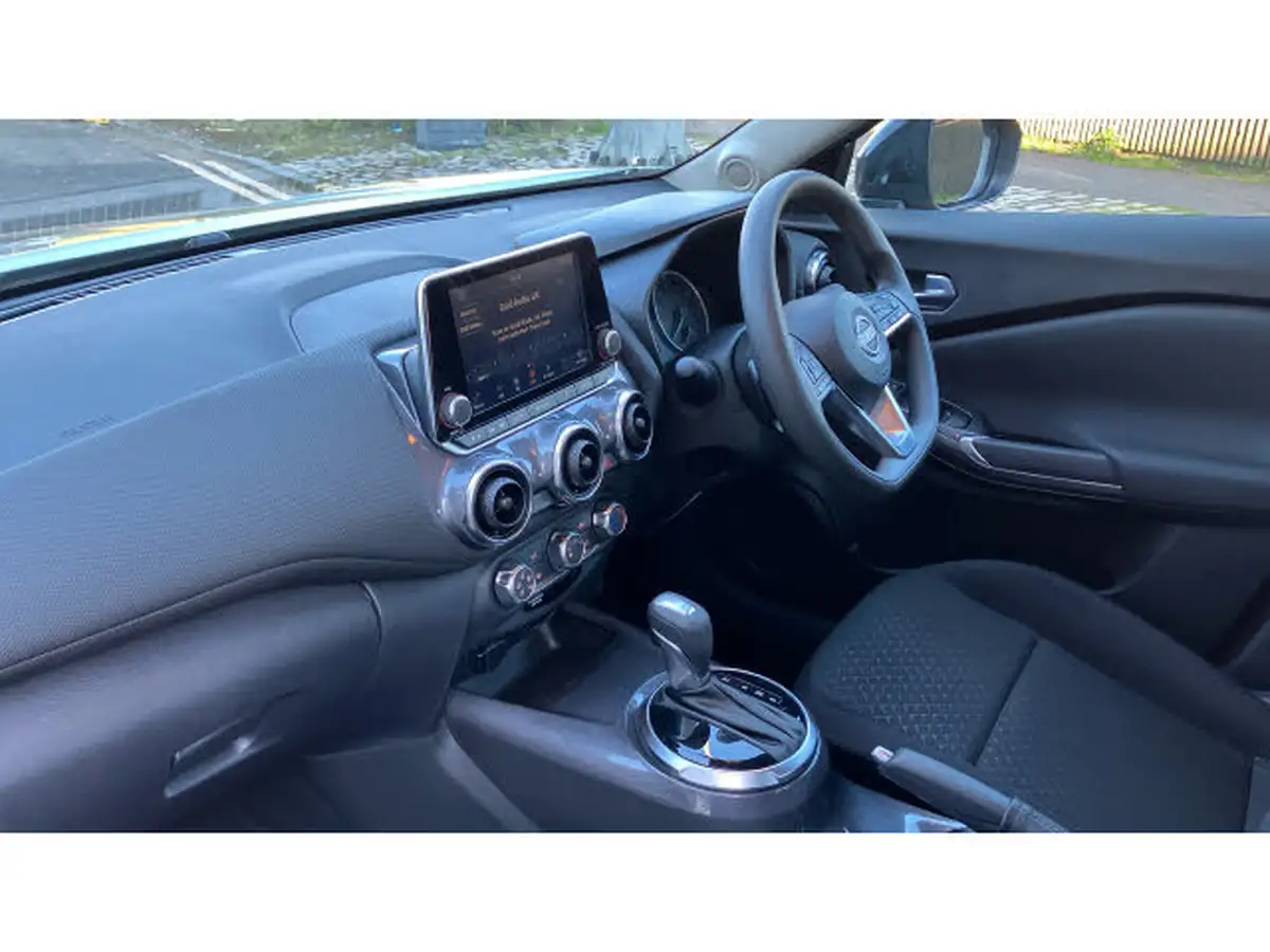2023-nissan-juke-10-dig-t-acenta-dct-big-8