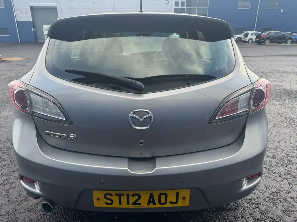 2012-mazda-mazda3-16-tamura-big-5