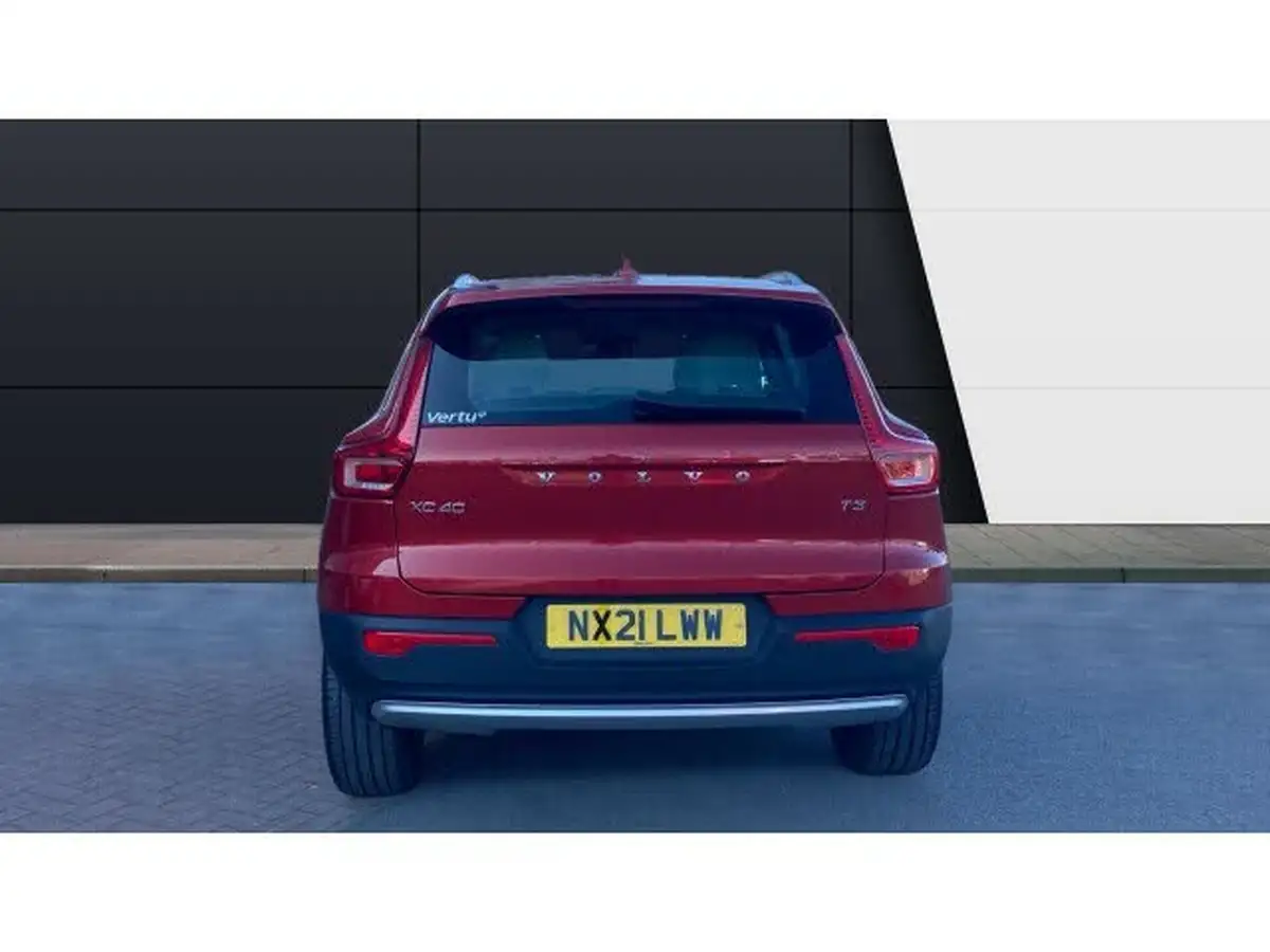 2021-volvo-xc40-15-t3-inscription-161bhp-big-5