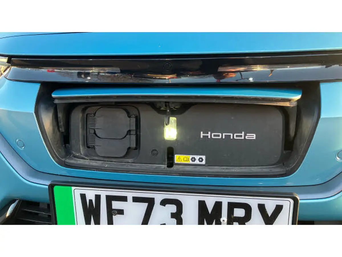2023-honda-eny1-e-elegance-big-17