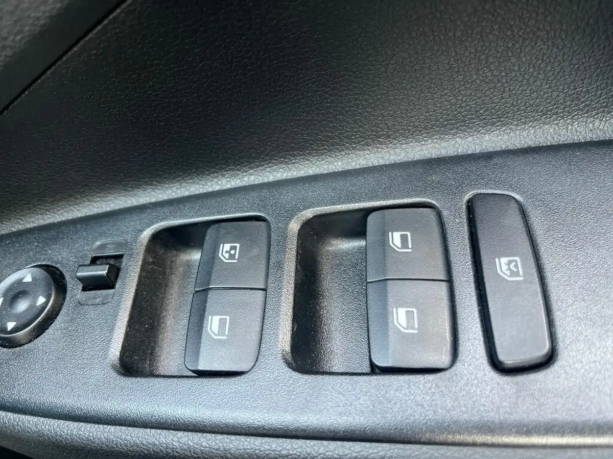2023-hyundai-i10-10-t-gdi-n-line-big-19