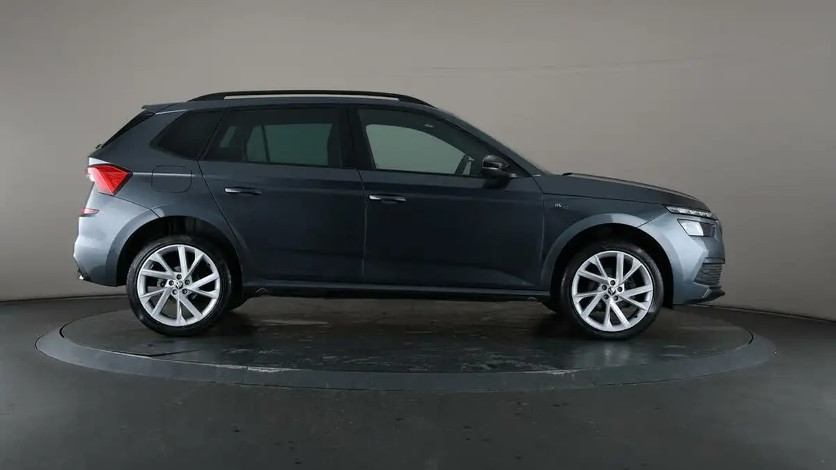 2021-skoda-kamiq-15-tsi-monte-carlo-dsg-big-53