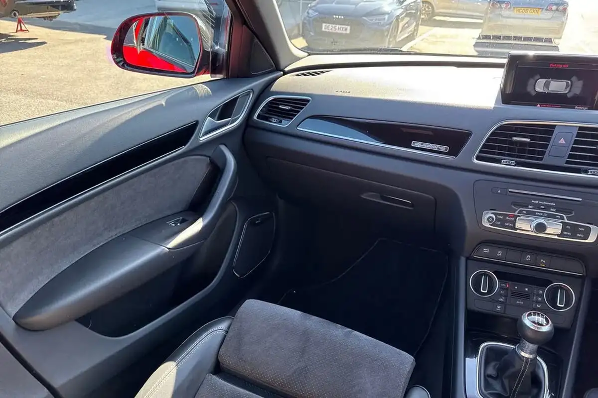 2018-audi-q3-20-tdi-quattro-black-edition-150ps-big-19