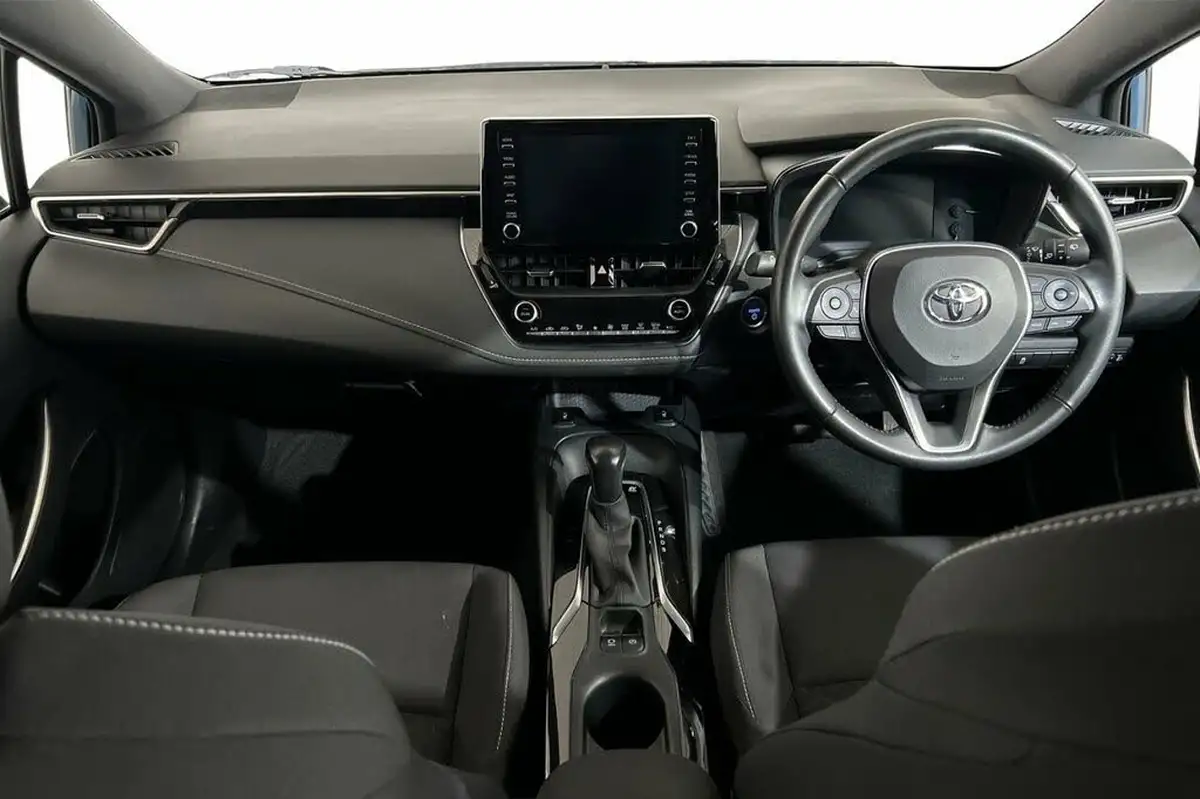 2021-toyota-corolla-18-vvt-i-icon-tech-spare-wheel-hatchback-5d-big-9