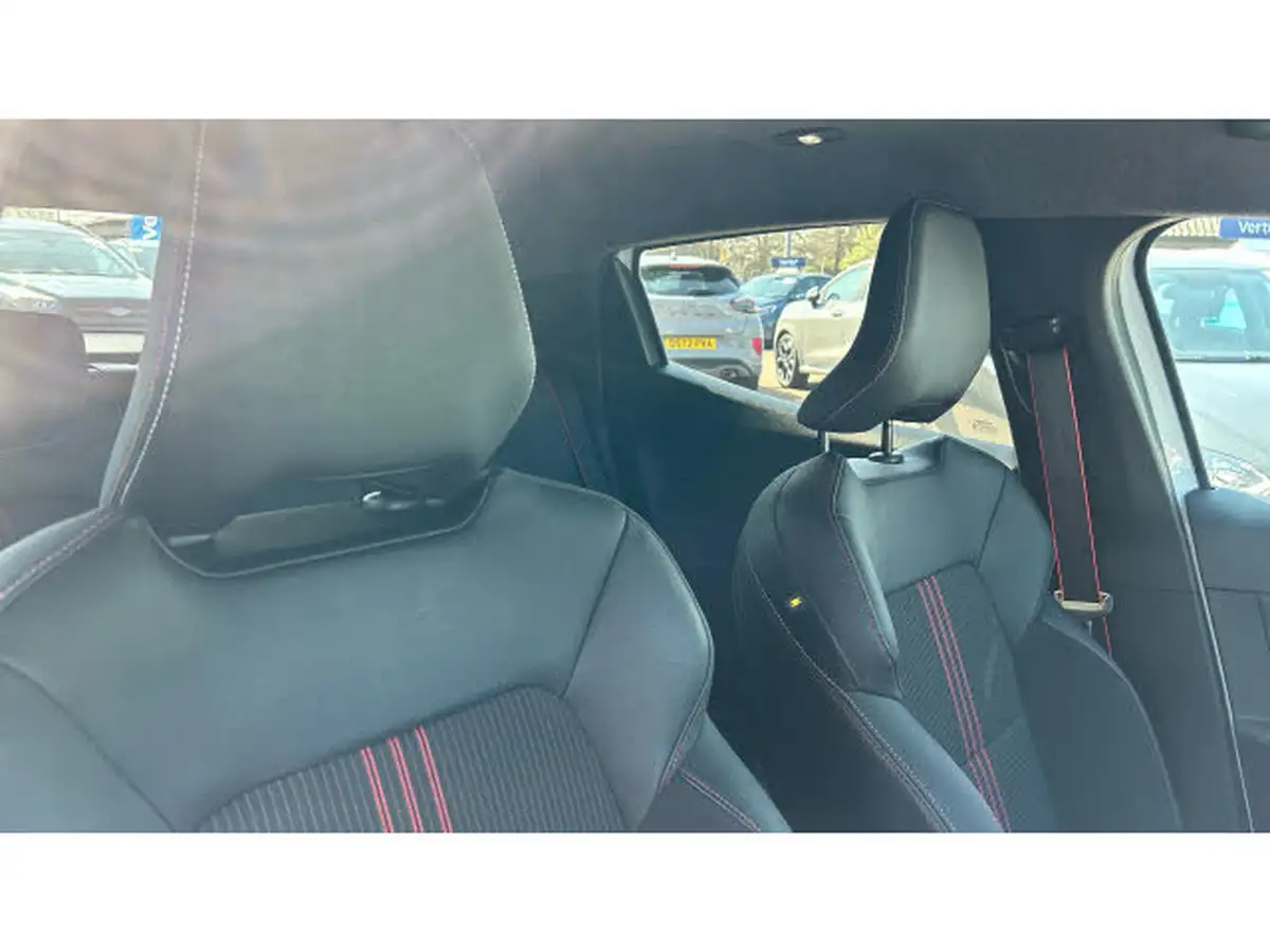 2022-renault-clio-16-rs-line-140ps-rs-line-e-tech-hybrid-big-32