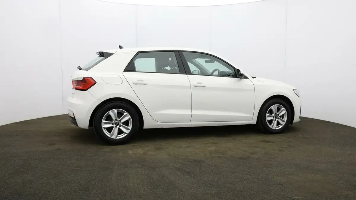 2022-audi-a1-10-25-tfsi-technik-big-49