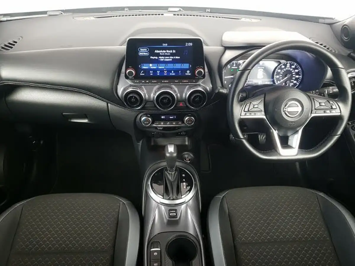 2023-nissan-juke-10-dig-t-n-connecta-dct-big-2