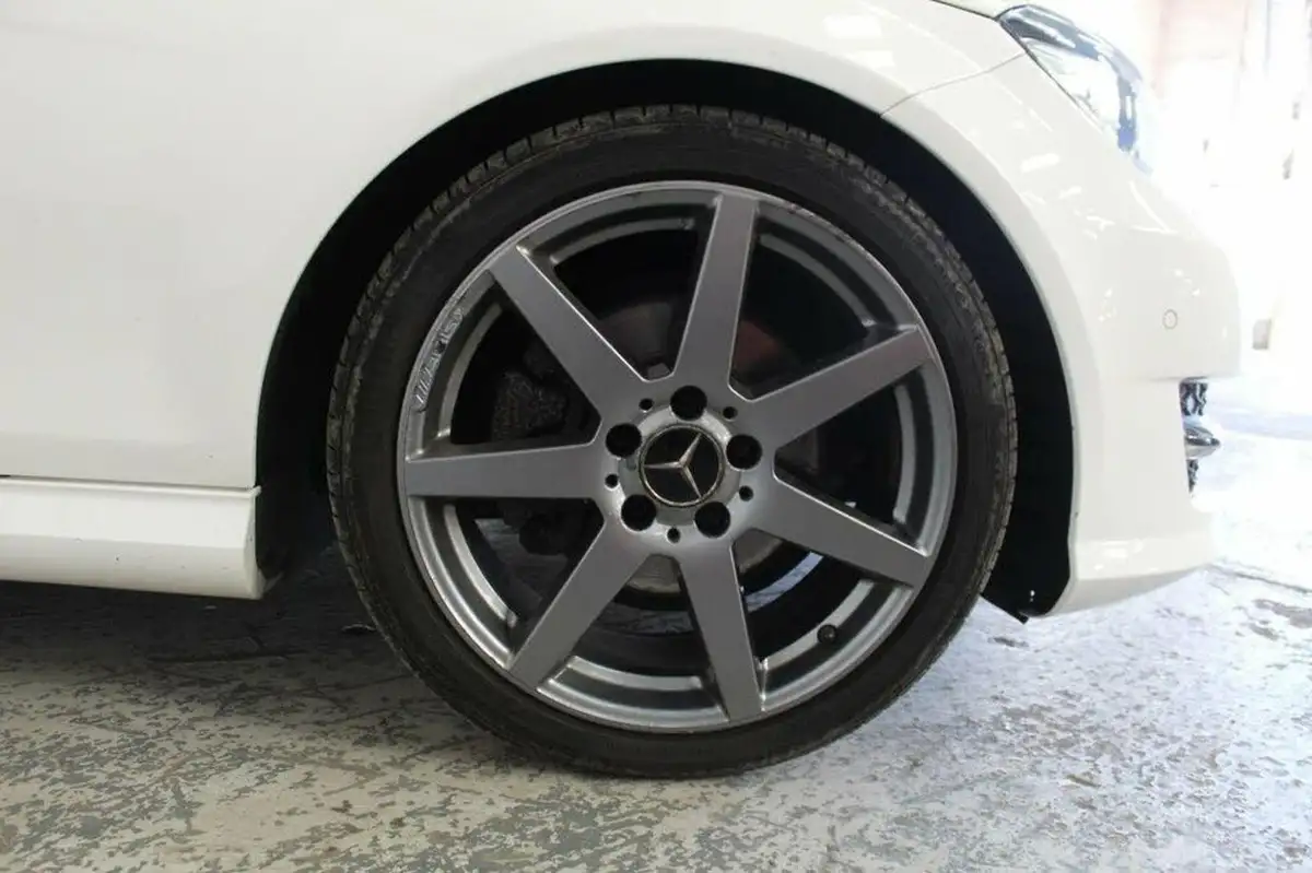 2015-mercedes-benz-c-class-21cdi-c250-cdi-amg-sport-edition-premium-7g-tronic-plus-big-46
