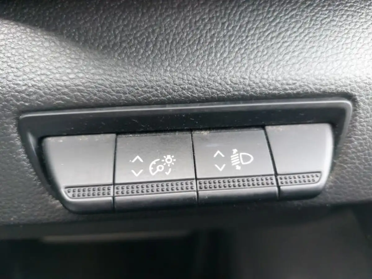 2022-renault-trafic-20dci-sl28-130-business-big-16