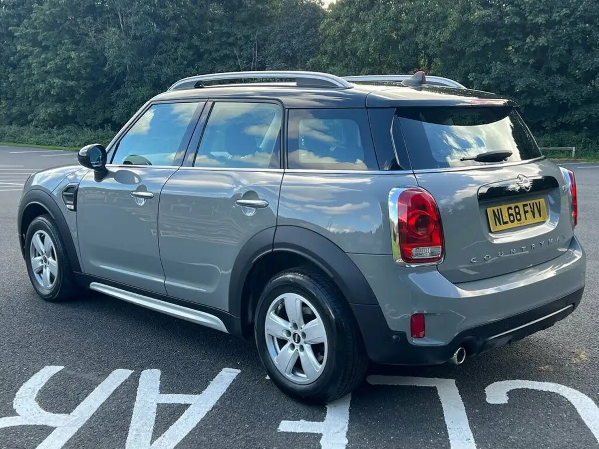 2018-mini-countryman-15-cooper-ss-big-13