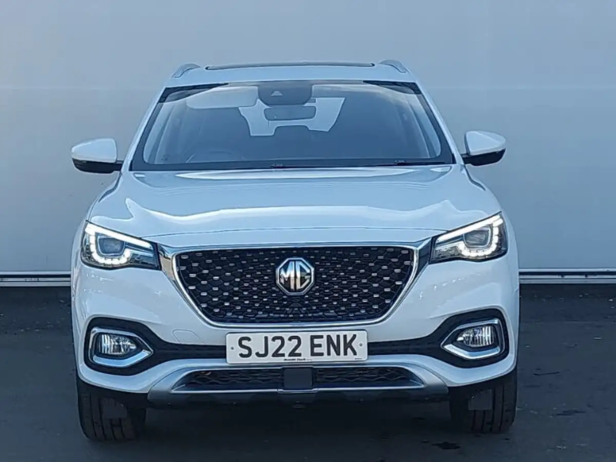 2022-mg-hs-15t-gdi-exclusive-162ps-big-18