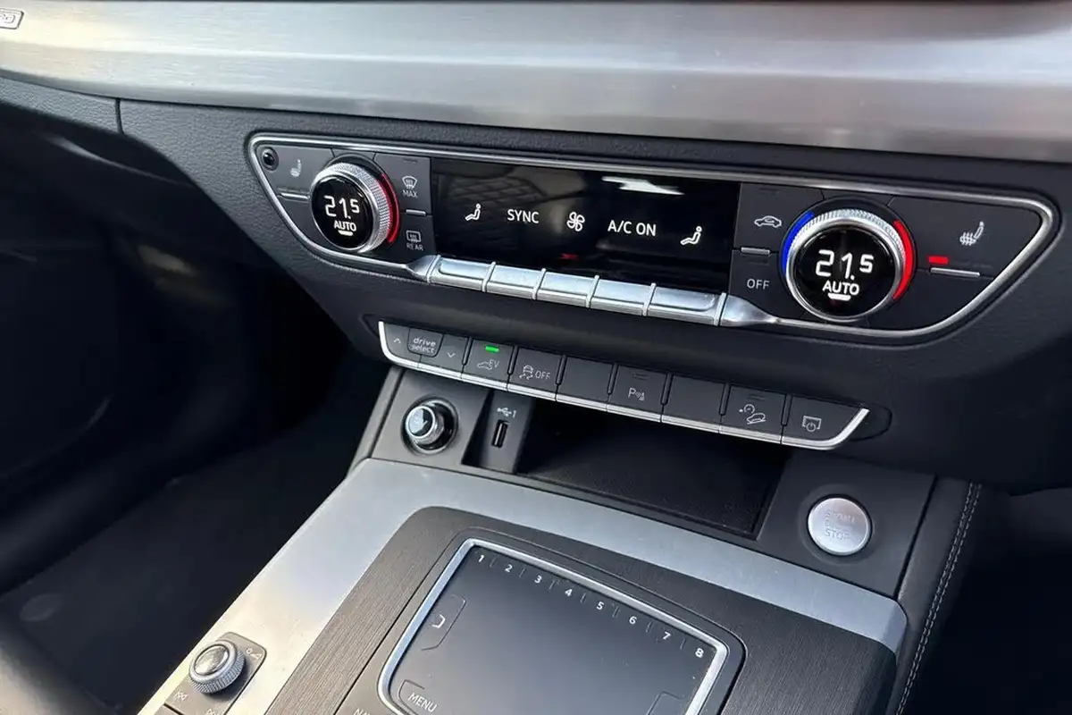 2019-audi-q5-20-55-tfsi-e-s-line-competition-big-17