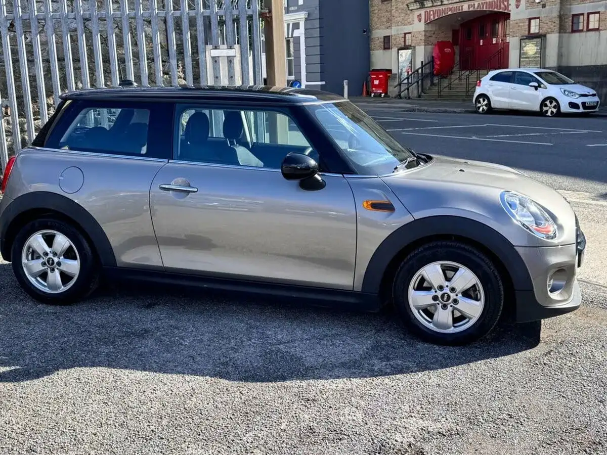 2016-mini-cooper-15-cooper-ss-hatchback-3d-auto-big-1