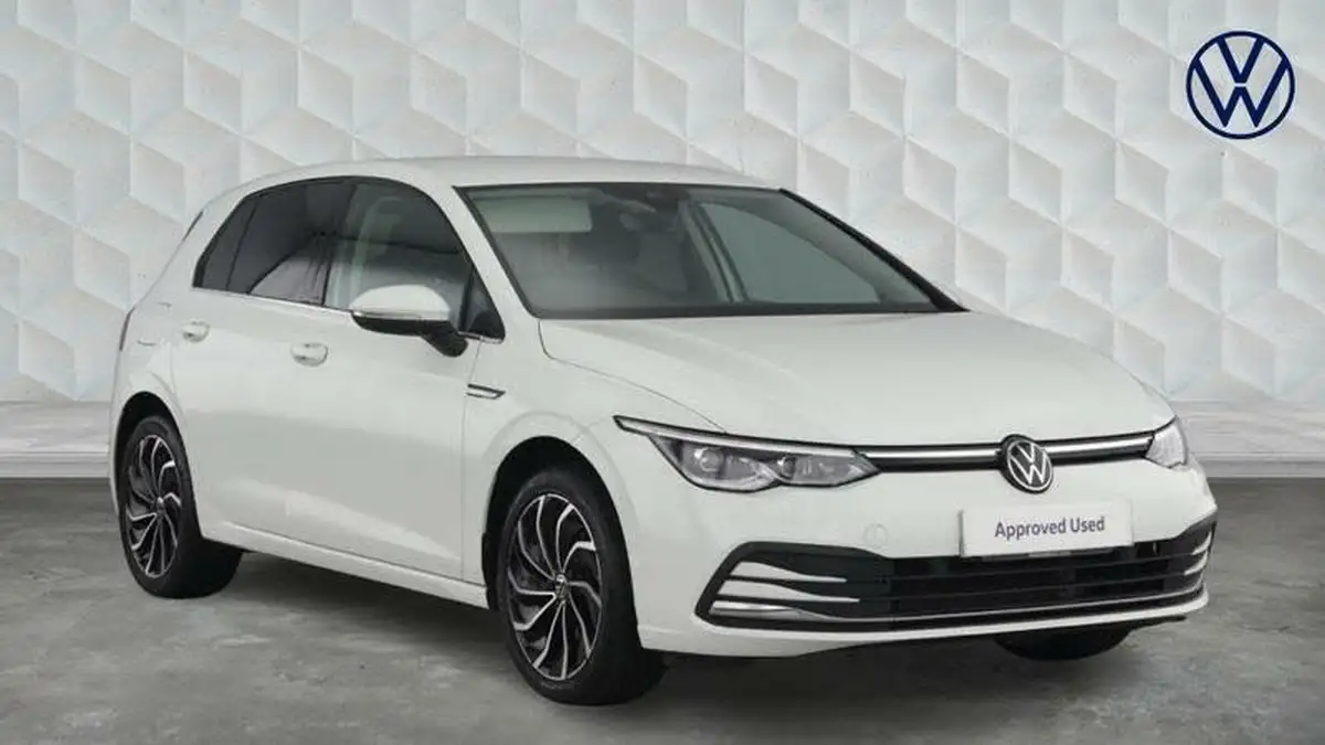 2023-volkswagen-golf-15-tsi-style-edition-150ps-big-0
