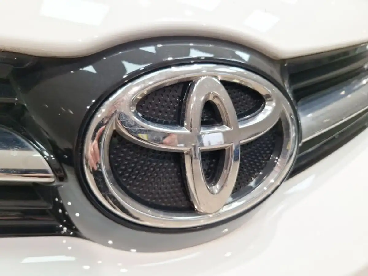 2022-toyota-proace-15d-icon-medium-big-18