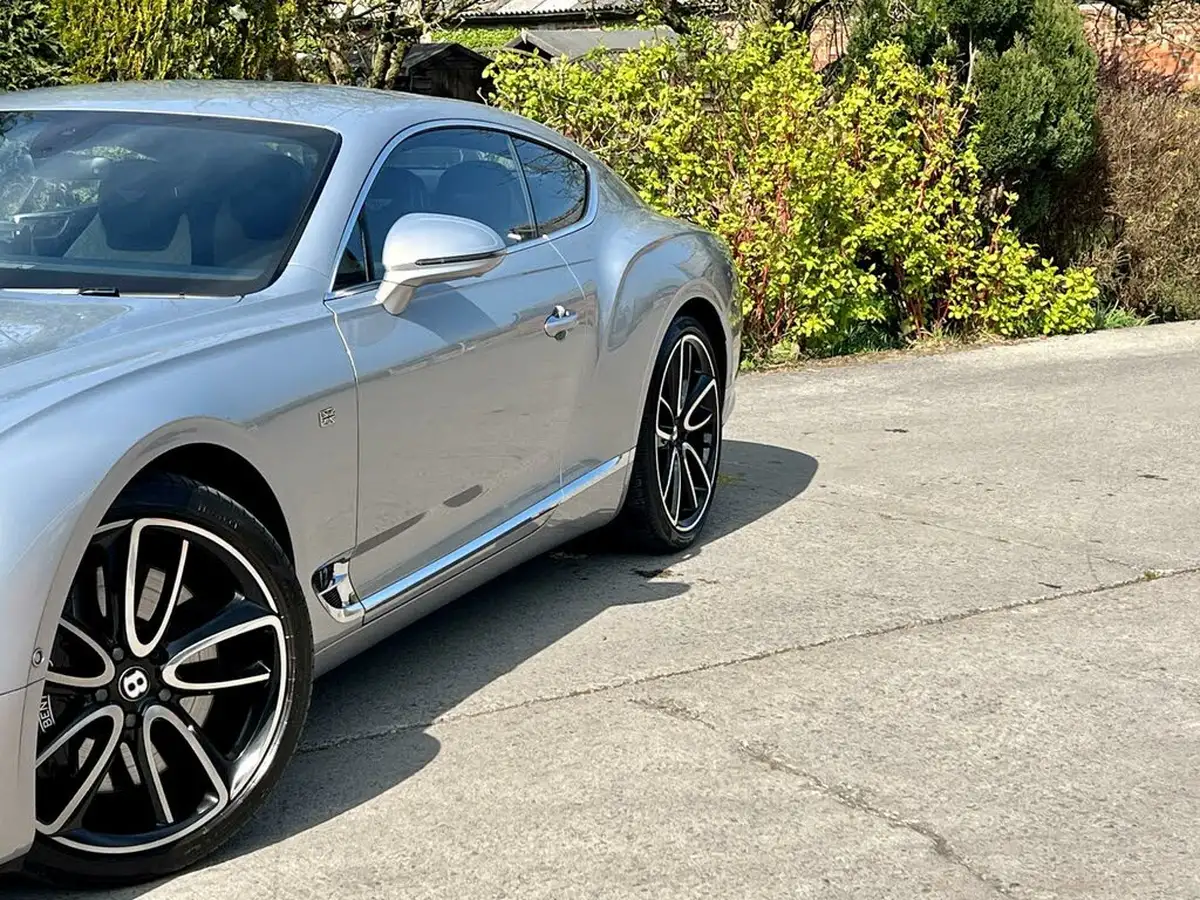 2019-bentley-continental-60-gt-4x4-coupe-big-35