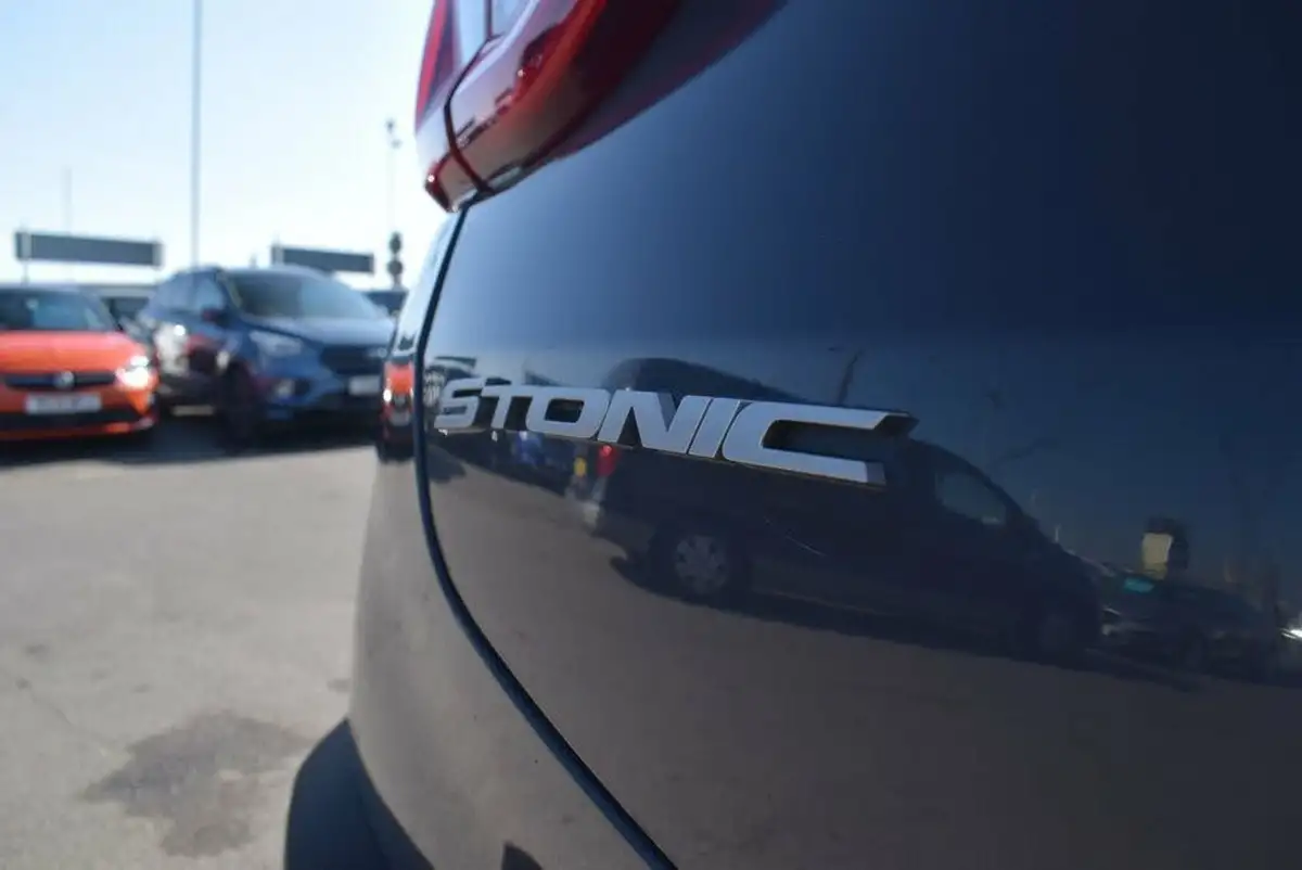 2022-kia-stonic-10-t-gdi-2-dct-big-15