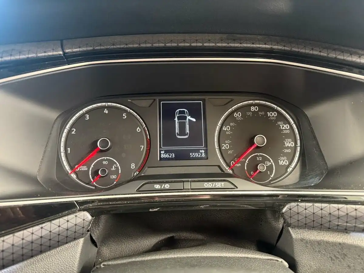 2022-volkswagen-t-cross-10-tsi-sel-dsg-big-24