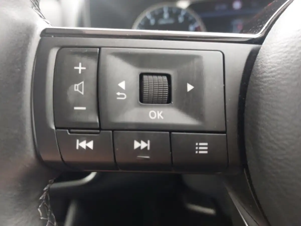 2022-nissan-qashqai-13-dig-t-acenta-premium-158ps-big-11