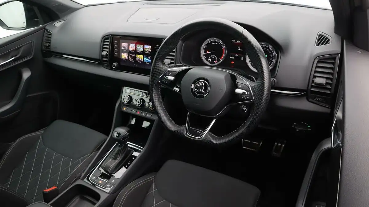 2021-skoda-karoq-15-tsi-sportline-dsg-big-9