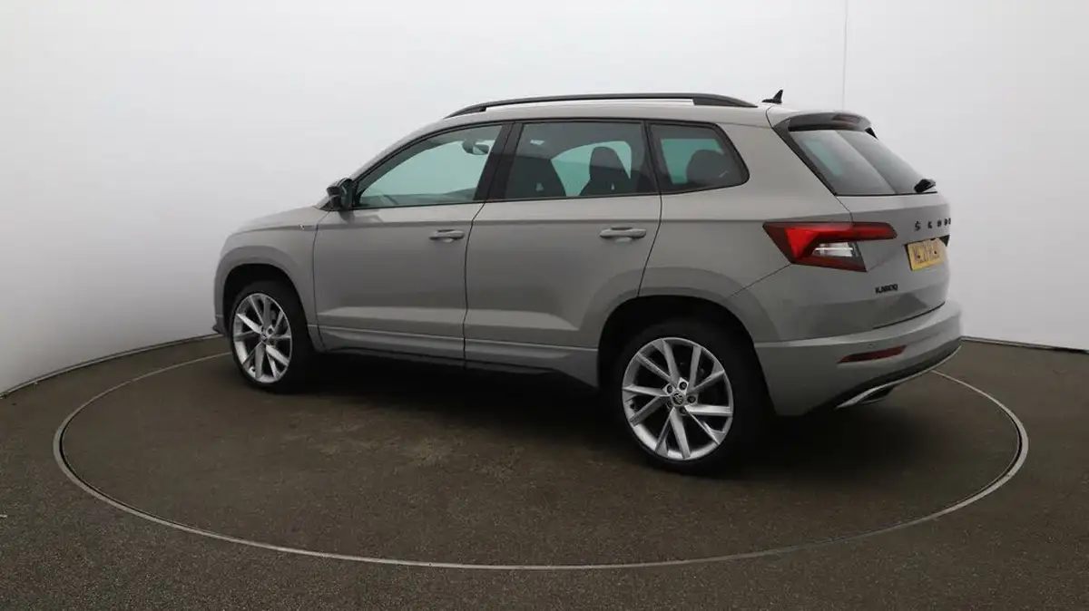 2021-skoda-karoq-15-tsi-sportline-dsg-big-31