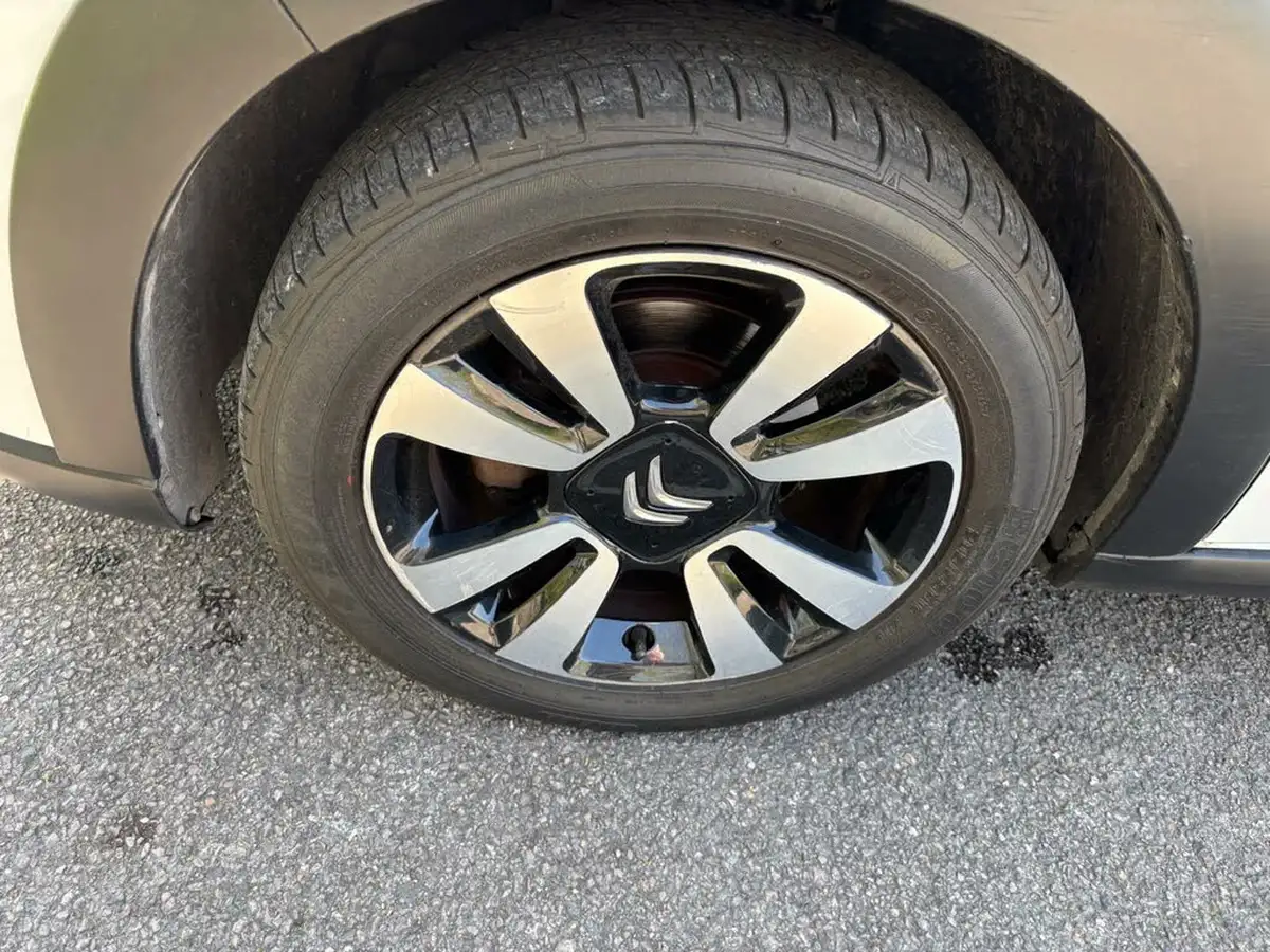 2017-citroen-c3-12-puretech-flair-82ps-big-47