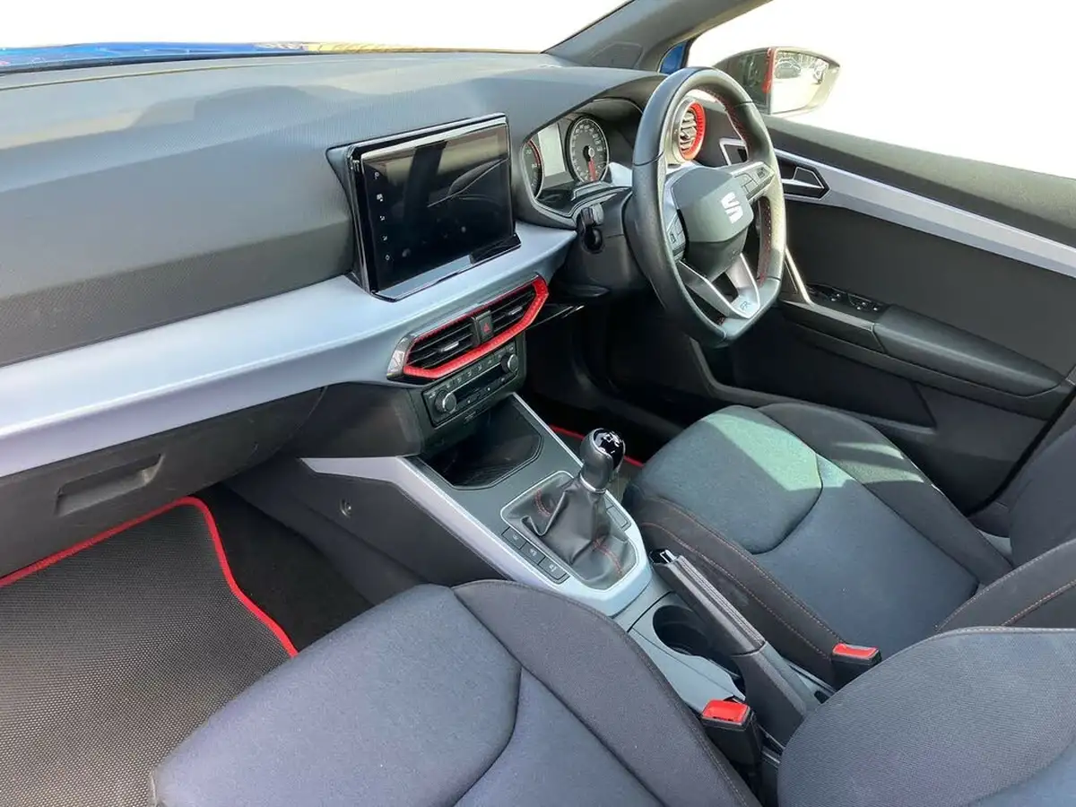 2022-seat-arona-10-tsi-fr-big-5