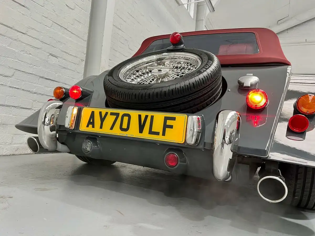 2020-morgan-roadster-37-big-46