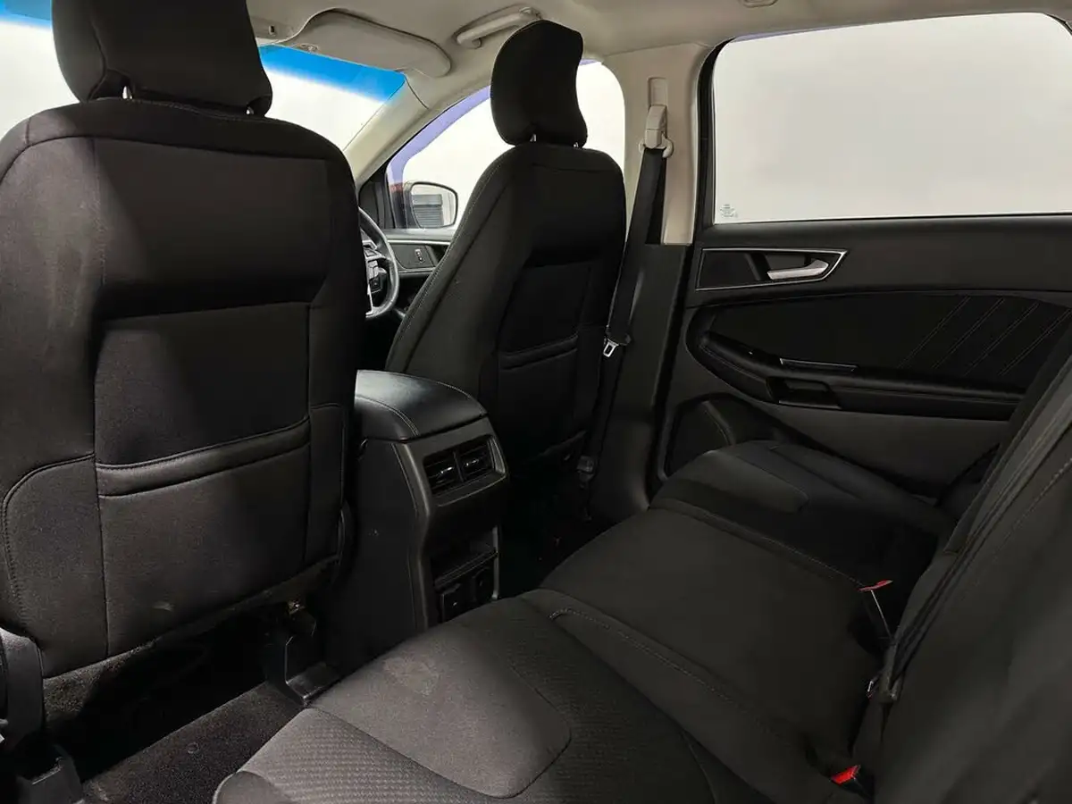 2017-ford-edge-20tdci-sport-180ps-lux-pack-big-32