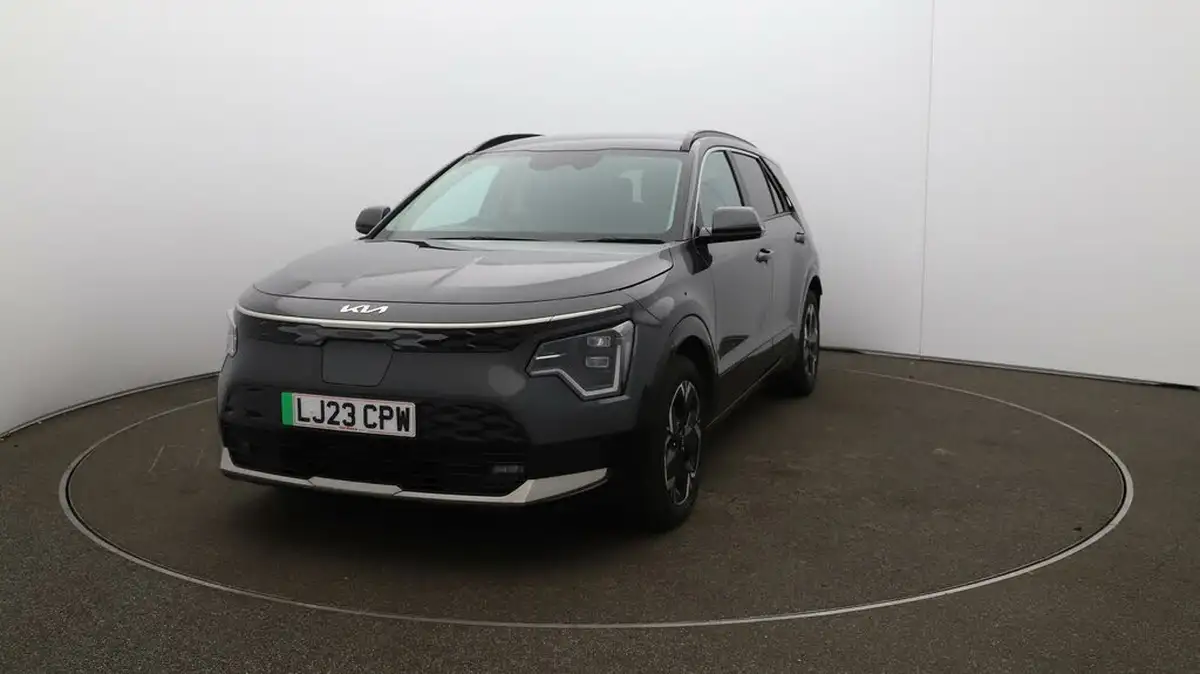 2022-kia-e-niro-ev-3-big-30