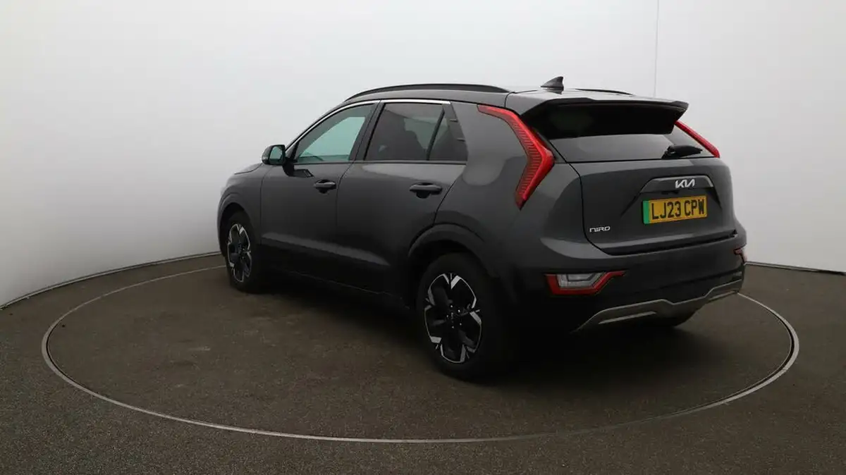 2022-kia-e-niro-ev-3-big-54