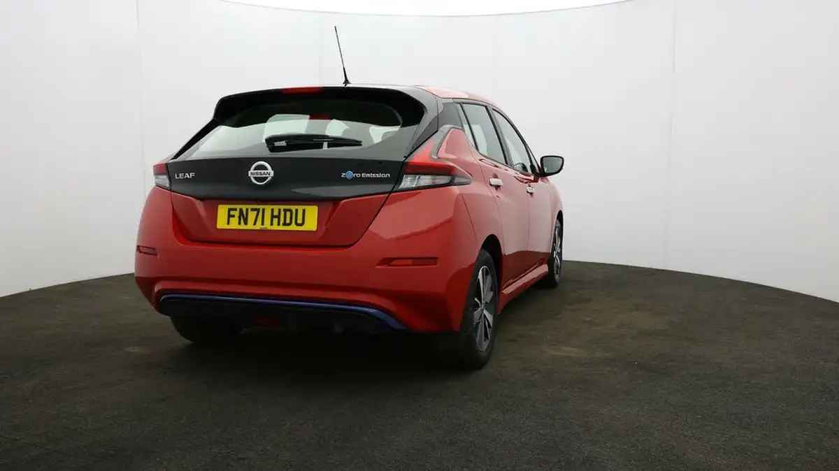 2021-nissan-leaf-e-acenta-big-53