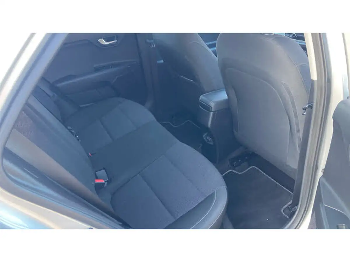 2020-kia-rio-125-2-big-38