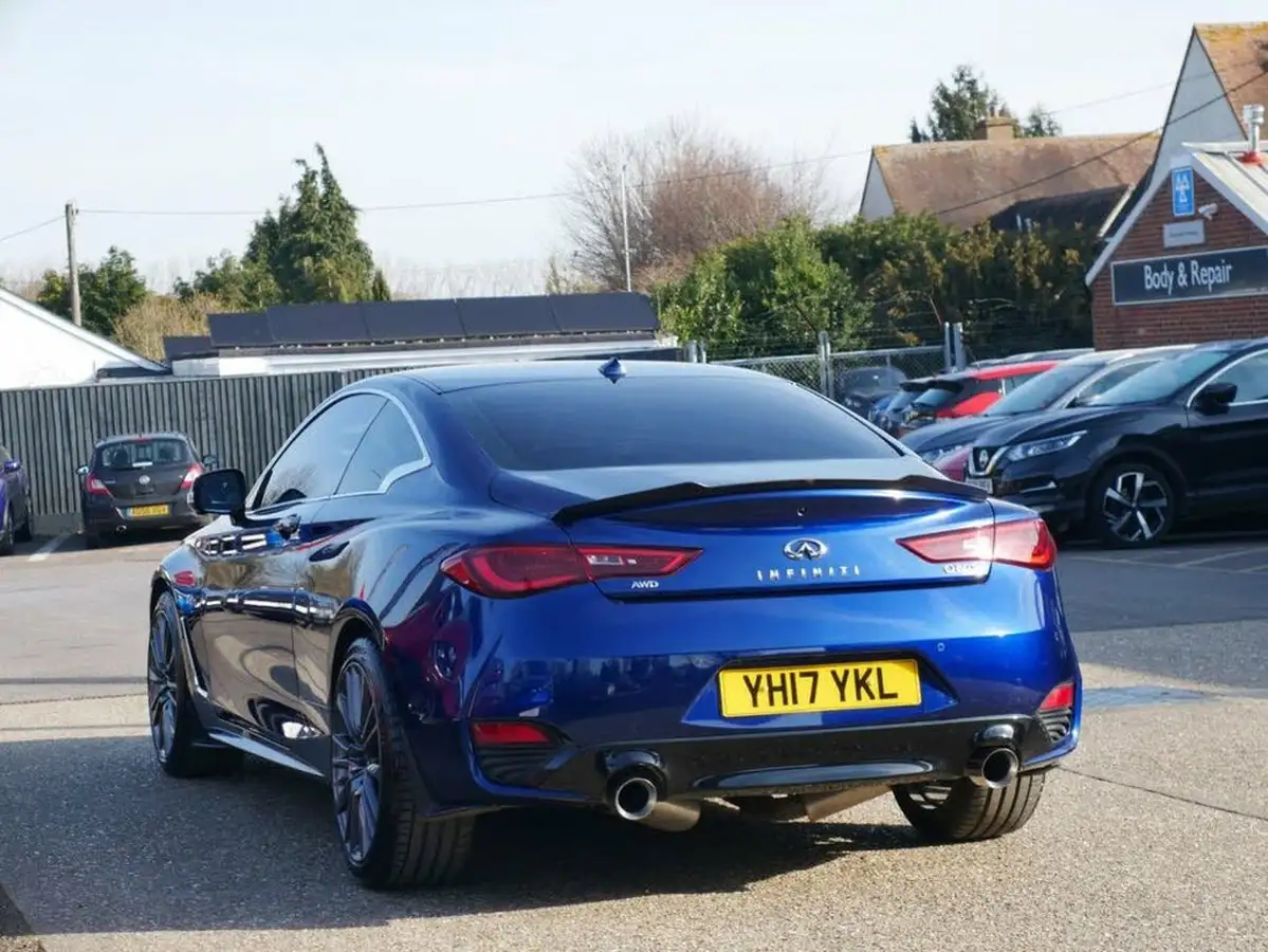 2017-infiniti-q60-30t-sport-tech-big-45