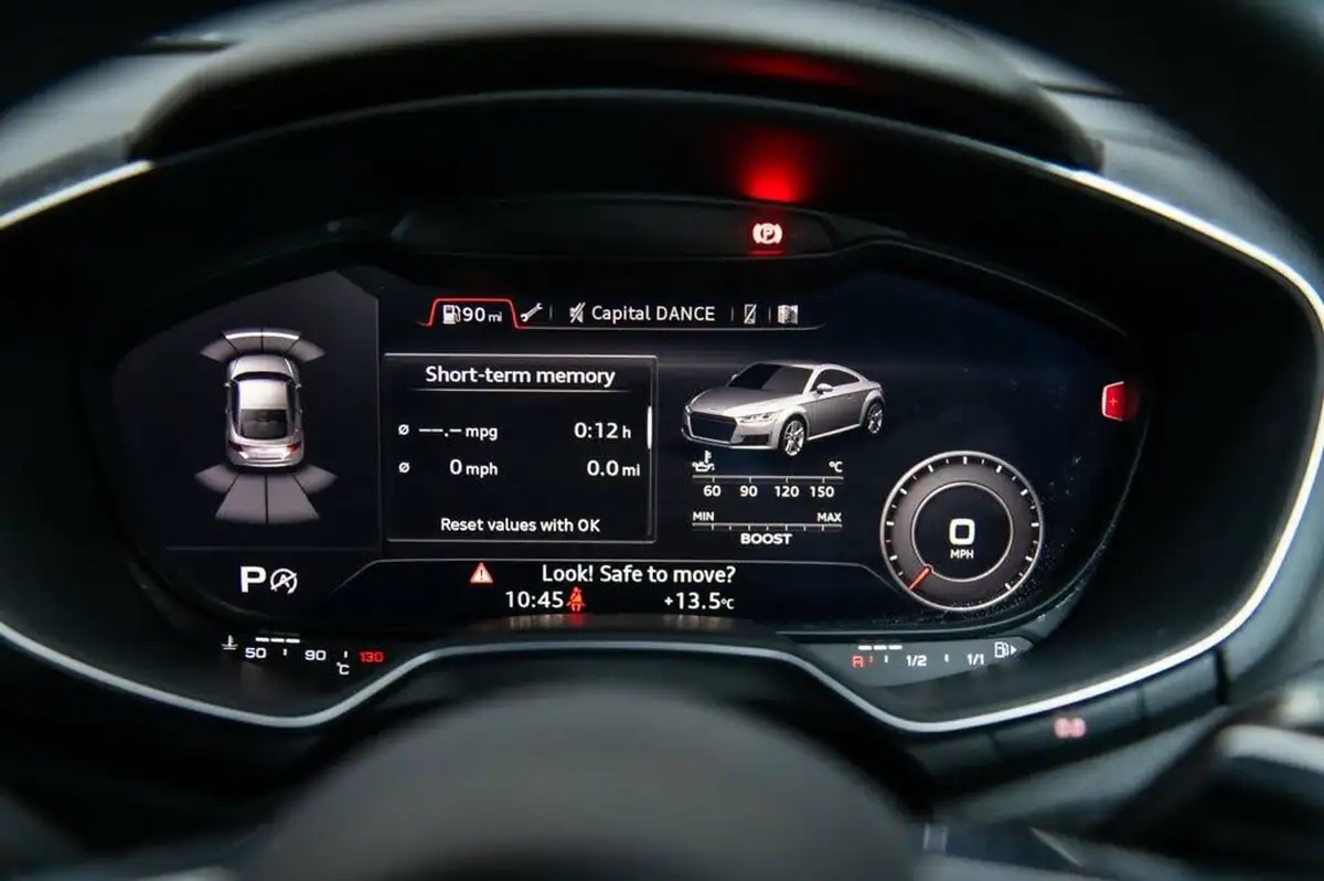 2018-audi-tt-coupe-25-tfsi-quattro-rs-big-18